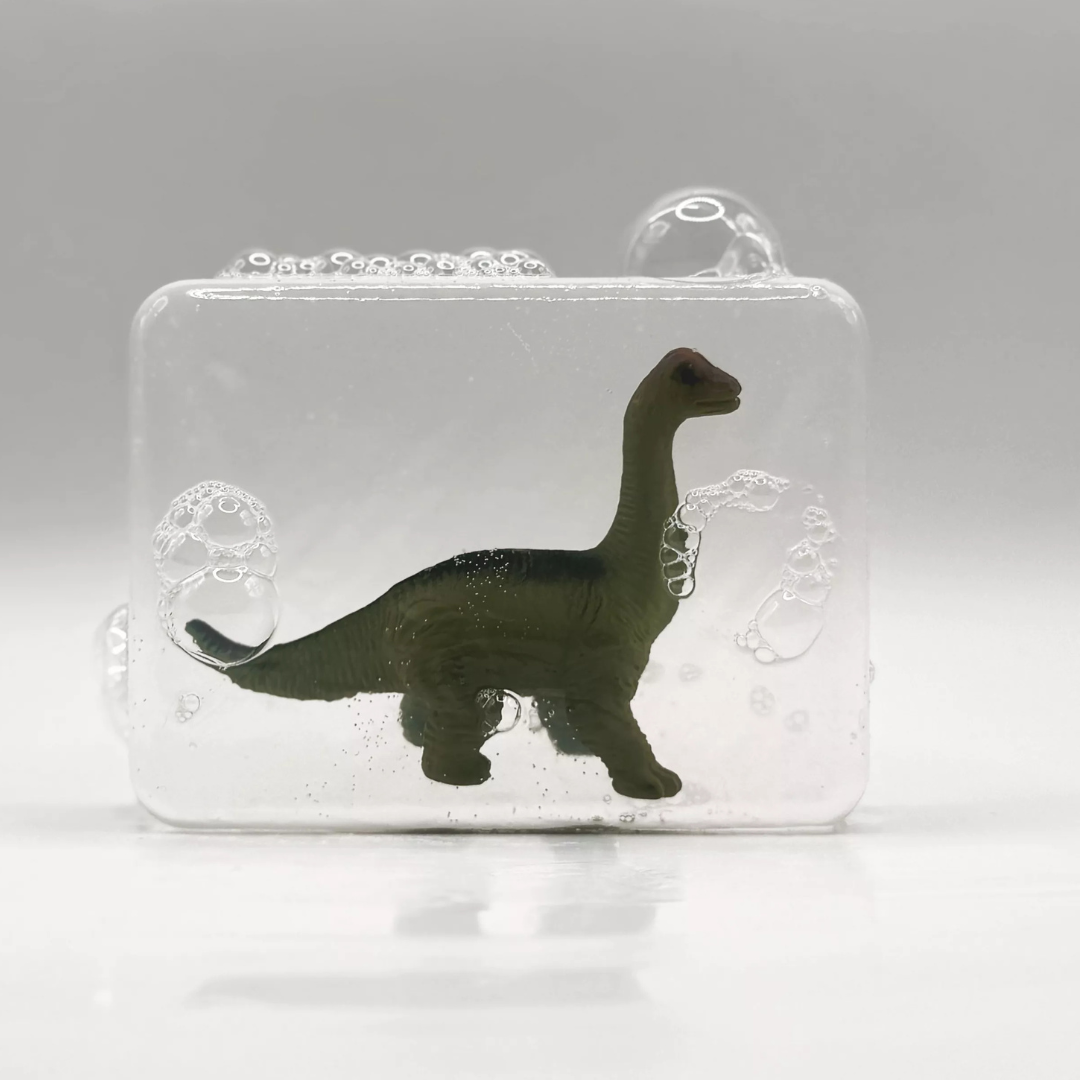 Savon transparent avec dinosaure au choix