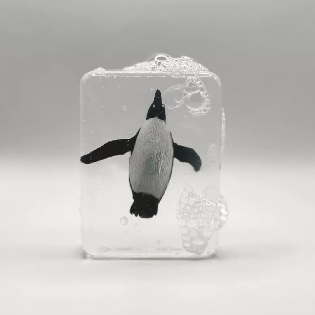 Savon transparent avec animaux polaires