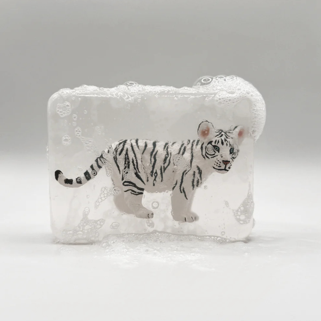 Savon transparent avec animaux de la savane