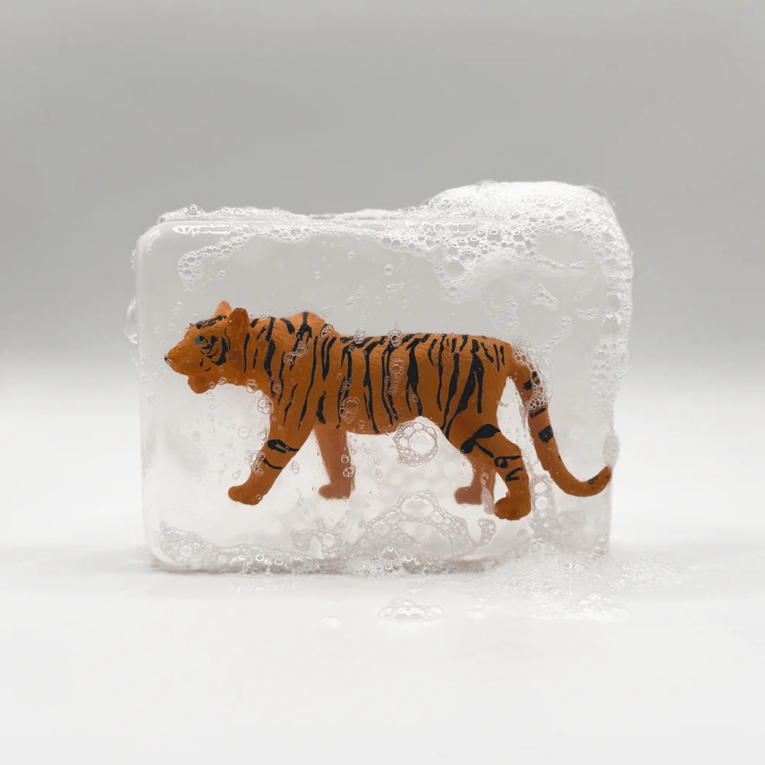 Savon transparent avec animaux de la savane